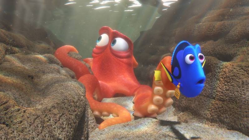 Dory met octopus Hank (c) Walt Disney