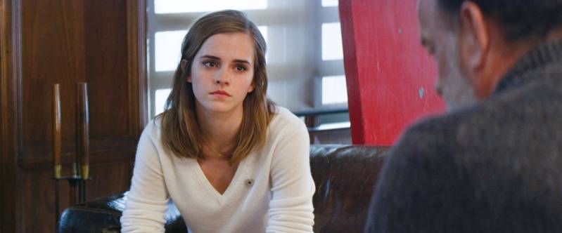 Emma Watson en Tom Hanks in The Circle (c) Paradiso