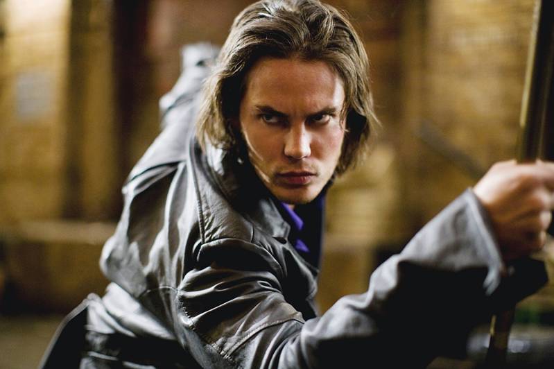 In X-Men: Origins speelde Taylor Kitsch een korte rol als Gambit.